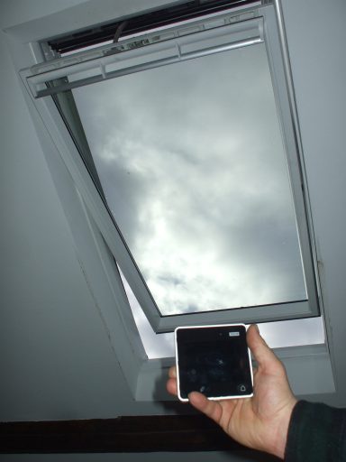 Einbau VELUX Solar- Schwingfenster