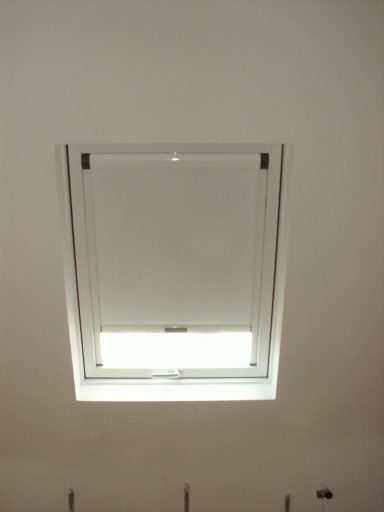 Austausch ROTO- Dachfenster mit Verdunklungsrollo